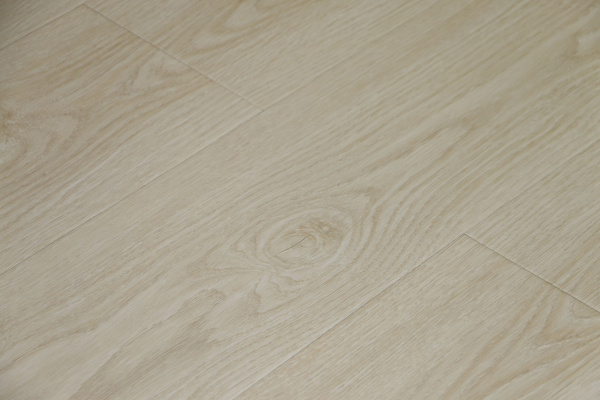 K7701 Дуб Белый Madera Classik (+)